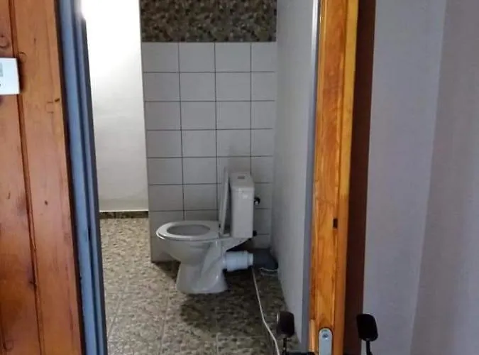 Tibor Skarba Apartament *